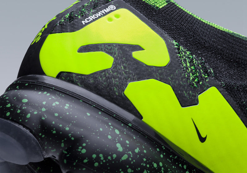 Nike Air VaporMax Moc 2 Acronym Black Volt AQ0996-007