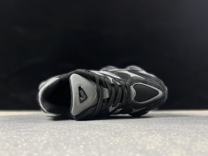 New Balance 9060 Black and Grey Sneakers U9060BB