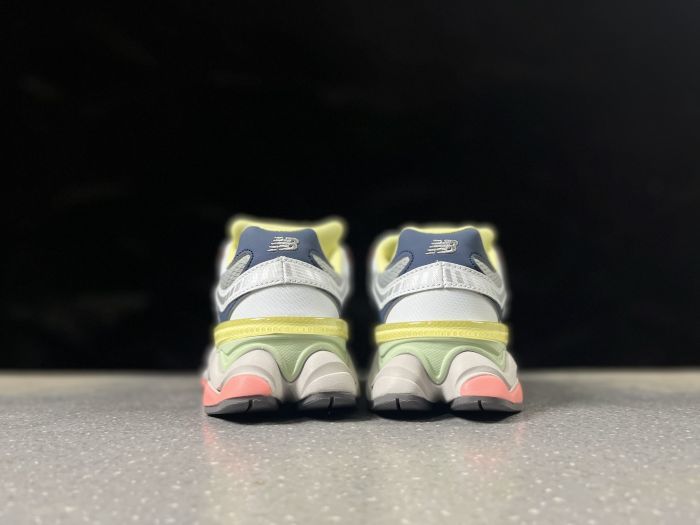 New Balance 9060 Sneakers U9060TMB White Multicolor