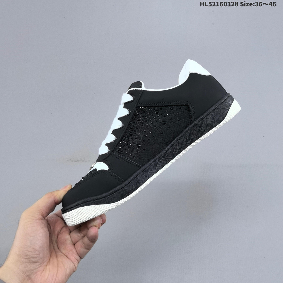 Gucci Distressed Screener Low-Top Sneakers