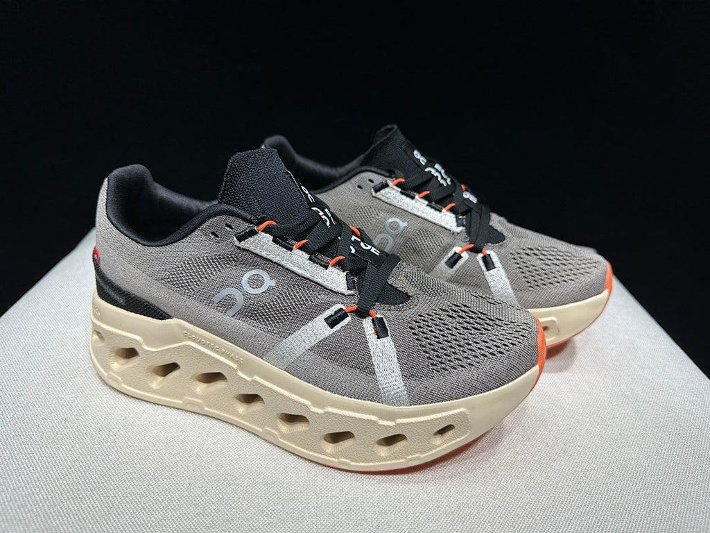 On Cloud Eclipse Running Shoes in Light Brown