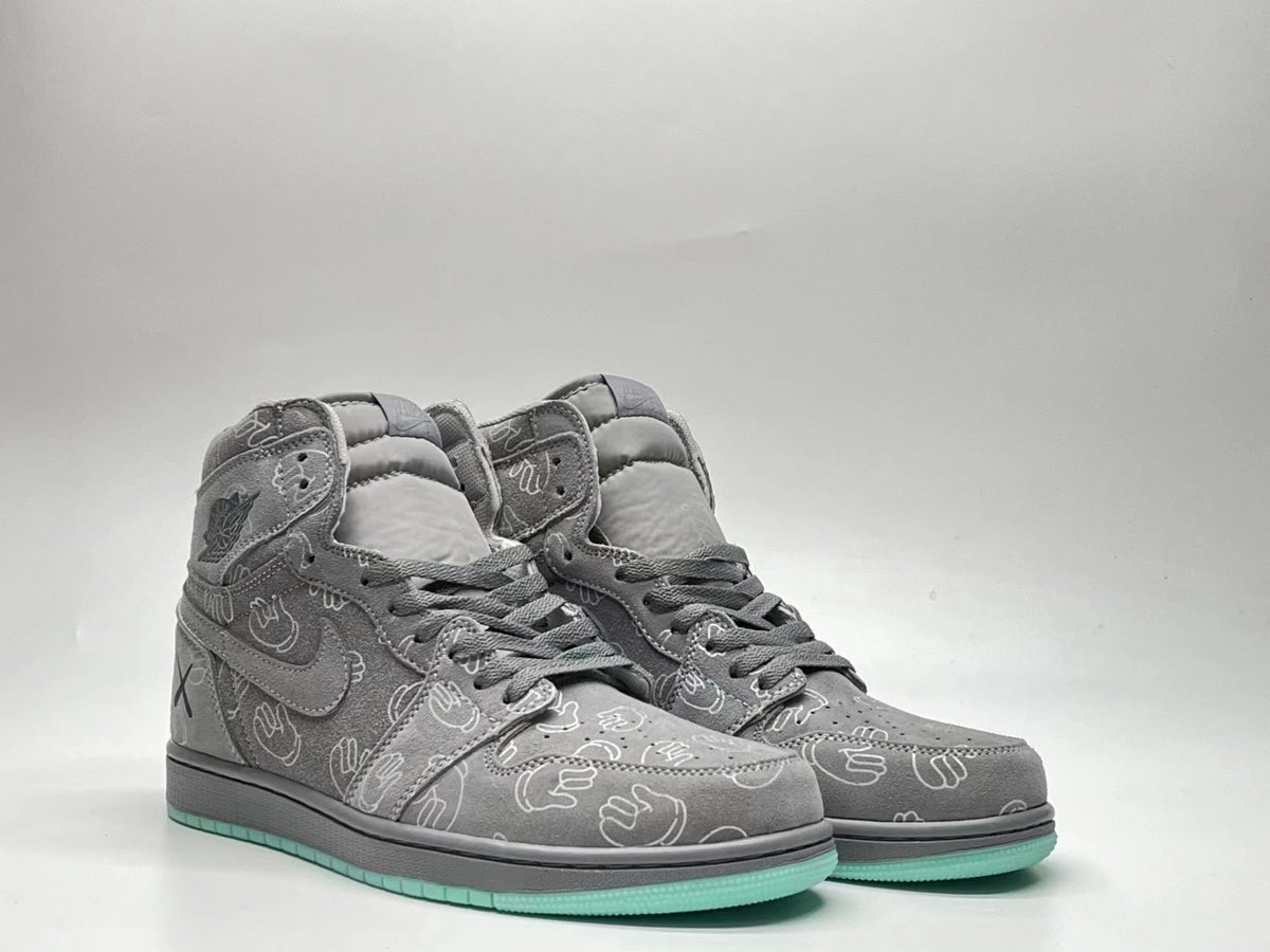 Air Jordan 1 High Cool Grey Patterned Sneakers