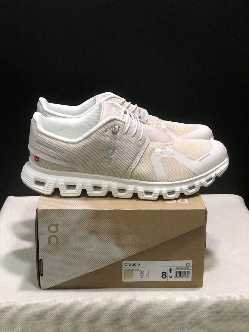 On Cloud 6 Sneakers in Pearl White