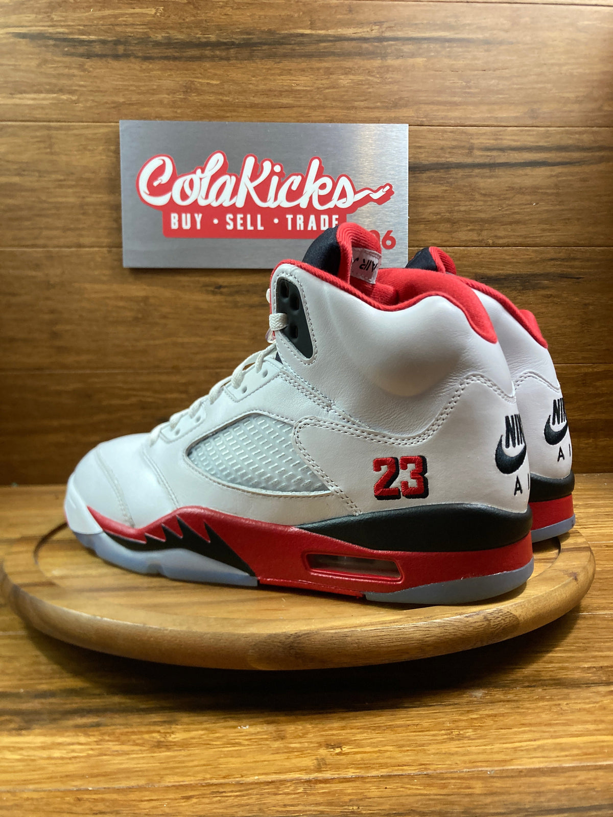 Jordan 5 Retro Fire Red Black Tongue (2025)