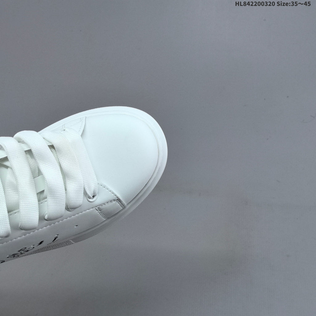 Alexander McQueen Oversized Low-Top Sneakers, White and Black