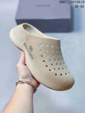 KNIZZL 07JJD519A19 Ventilated Slip-On Clogs