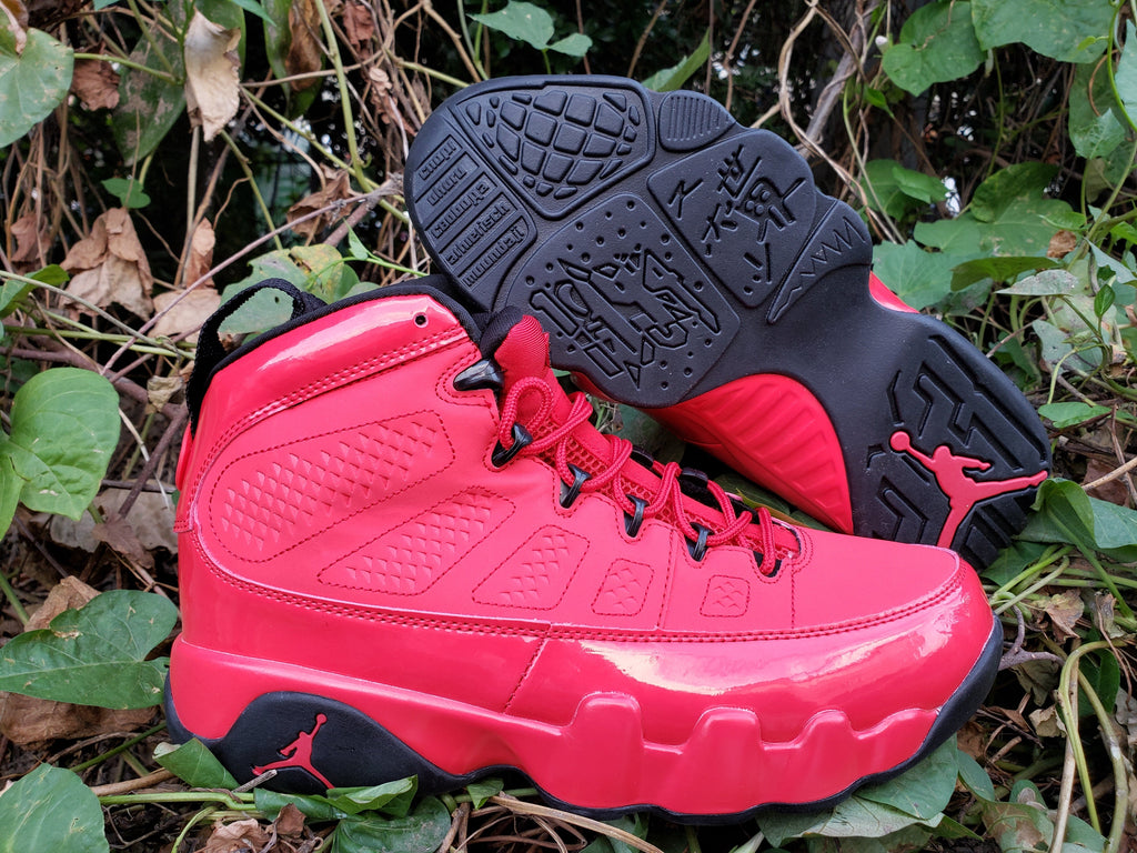Air Jordan 9 High-Top Sneakers in Bulls Red and Black