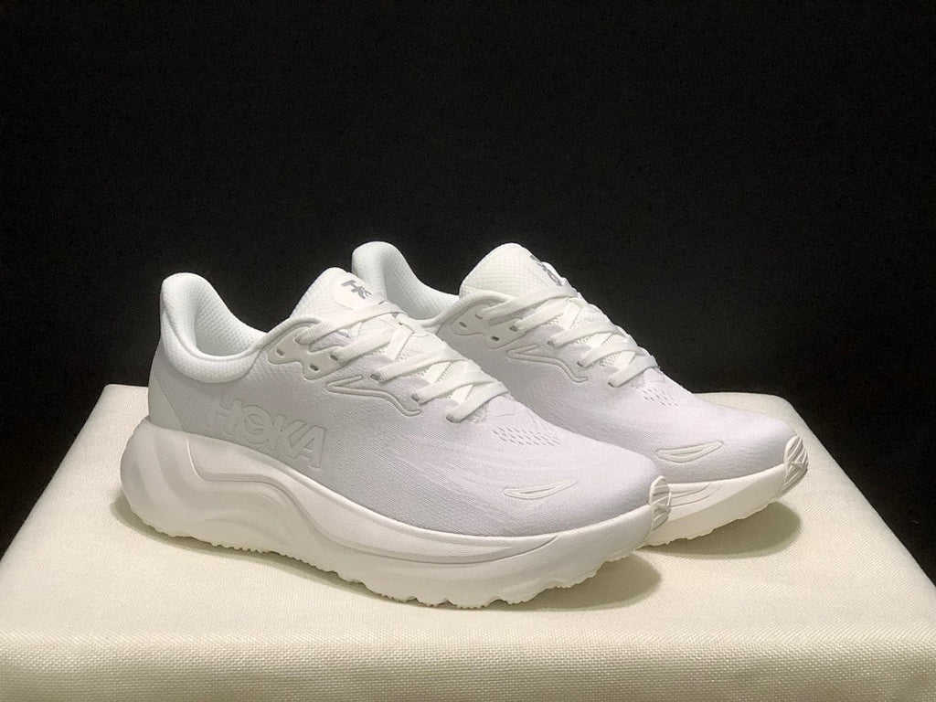 HOKA Arahi 8 White Running Sneakers