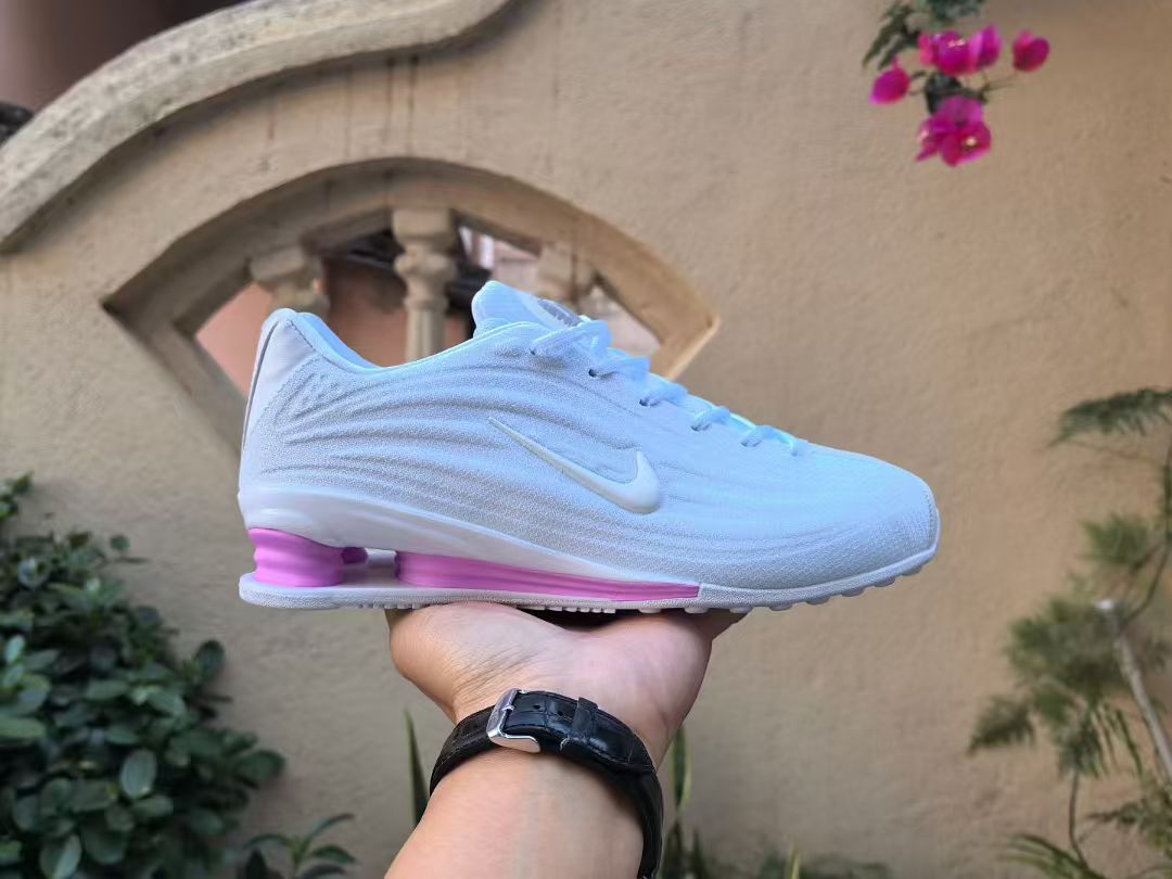 Nike Shox-Style Low-Top Sneakers with Spring Heel