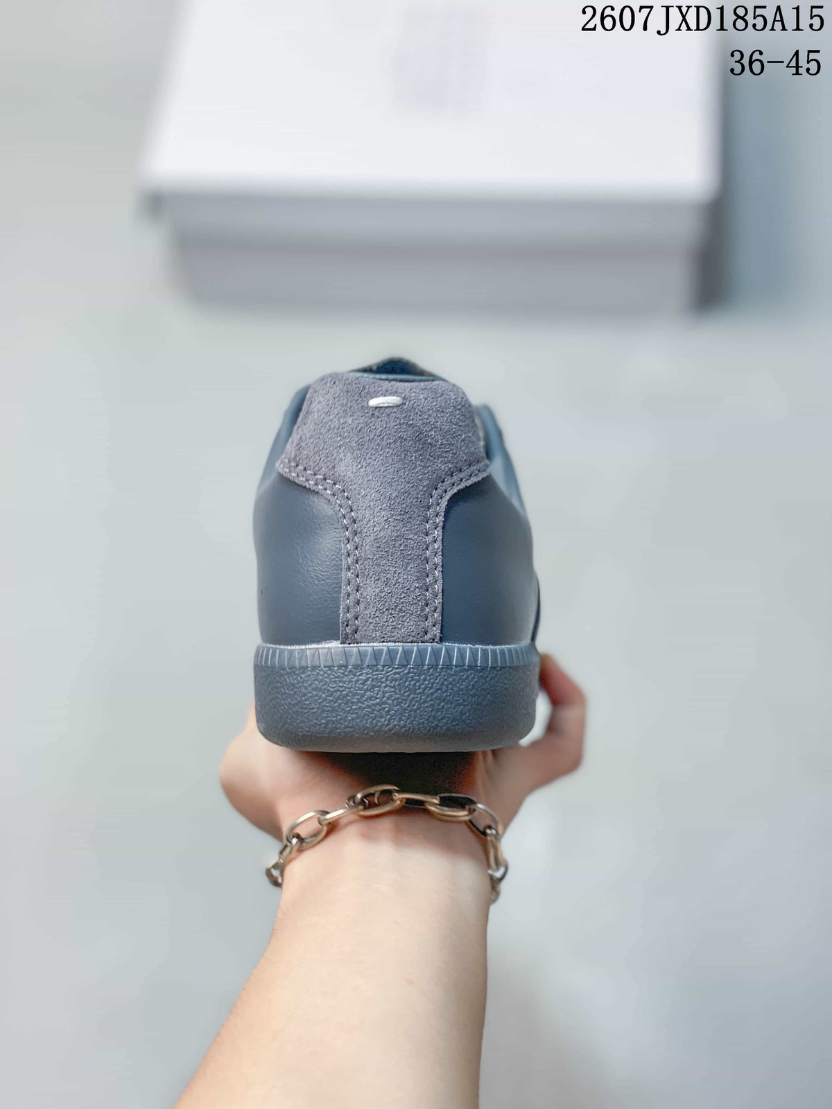 Maison Margiela S57WS0236 Gray Low-Top Sneakers