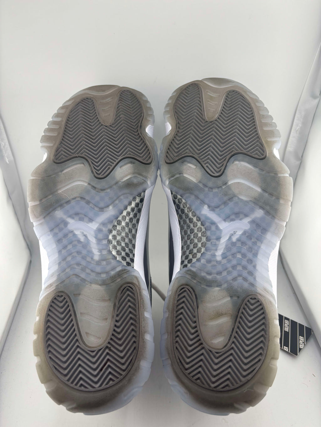 Jordan 11 Retro Cool Grey (2021)