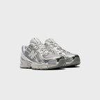 New Balance 740 - Metallic Silver