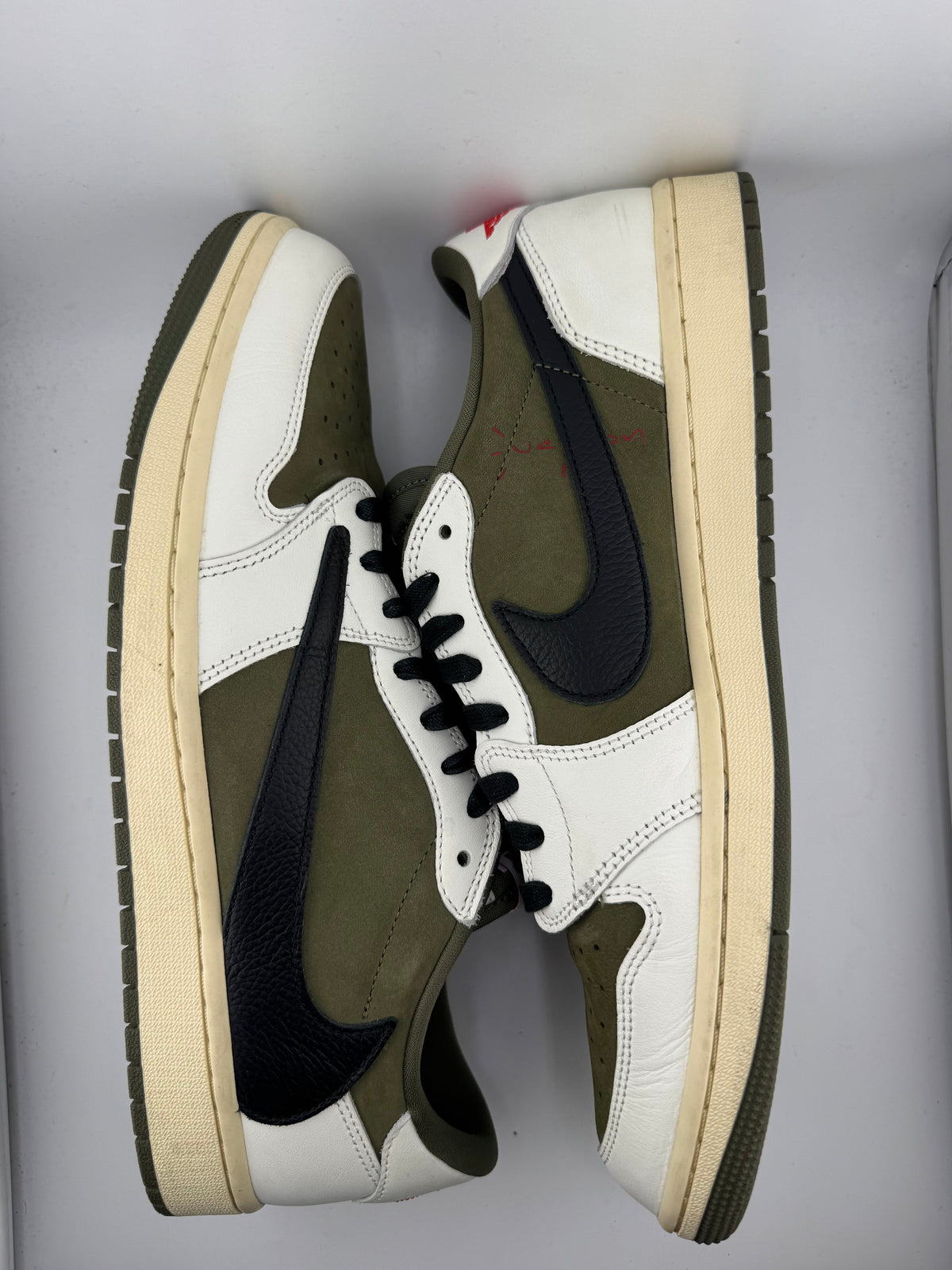Jordan 1 Retro Low OG SP Travis Scott Medium Olive