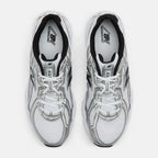 New Balance 740
